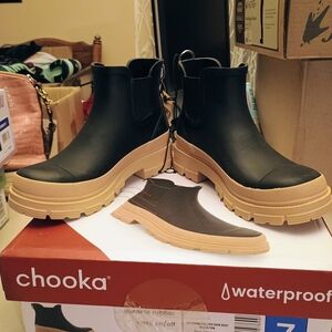 Chooka Women's Black and Tan Waterproof Boots